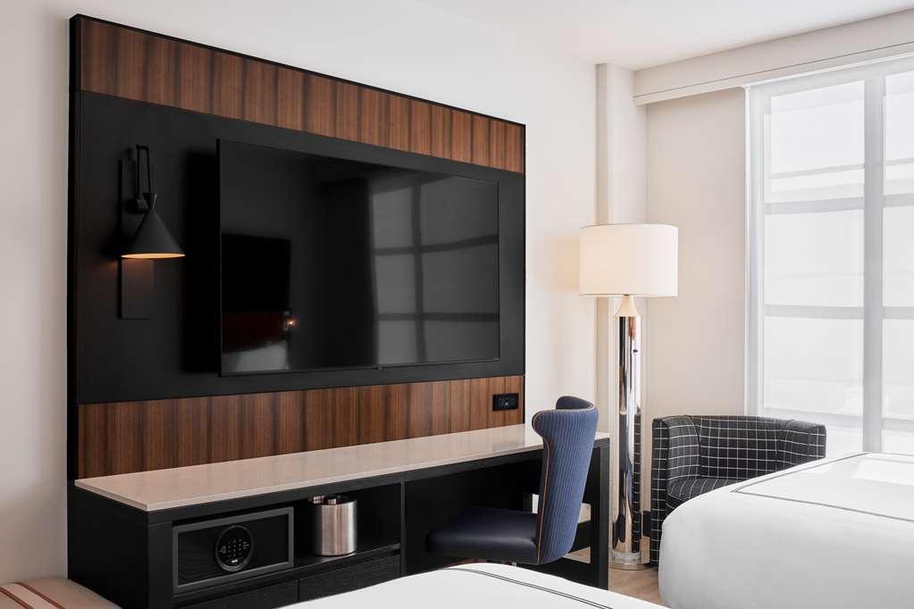 Hotel The Godfrey Detroit Curio Collection By Hilton Habitación foto